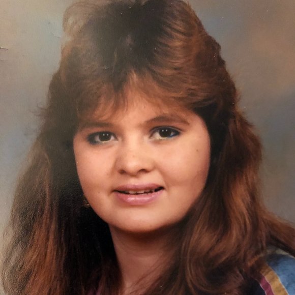 Meet your Posher, Heidi - Picture 2 of 3